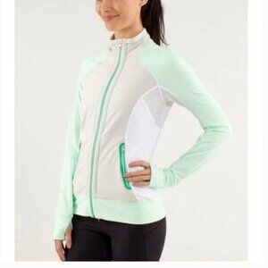 Lululemon Run: Beach Runner Jacket Dune / Fresh Teal / White sz 6